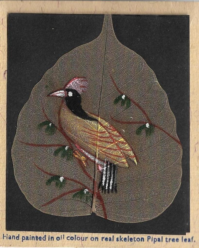 Hand geschilderde vogels op blad pipalboom. India 2 stuks, Verzenden, 1920 tot 1940, Ongelopen, Buiten Europa