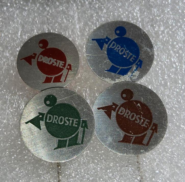 Vintage Droste Chocolade  Speldjes - Set van 4, Verzamelen, Speldjes, Pins en Buttons, Gebruikt, Speldje of Pin, Overige onderwerpen