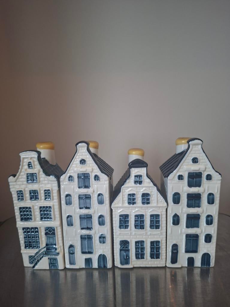 Vier gesealde KLM huisjes., Ophalen of Verzenden, Gebruikt, 41 t/m 60