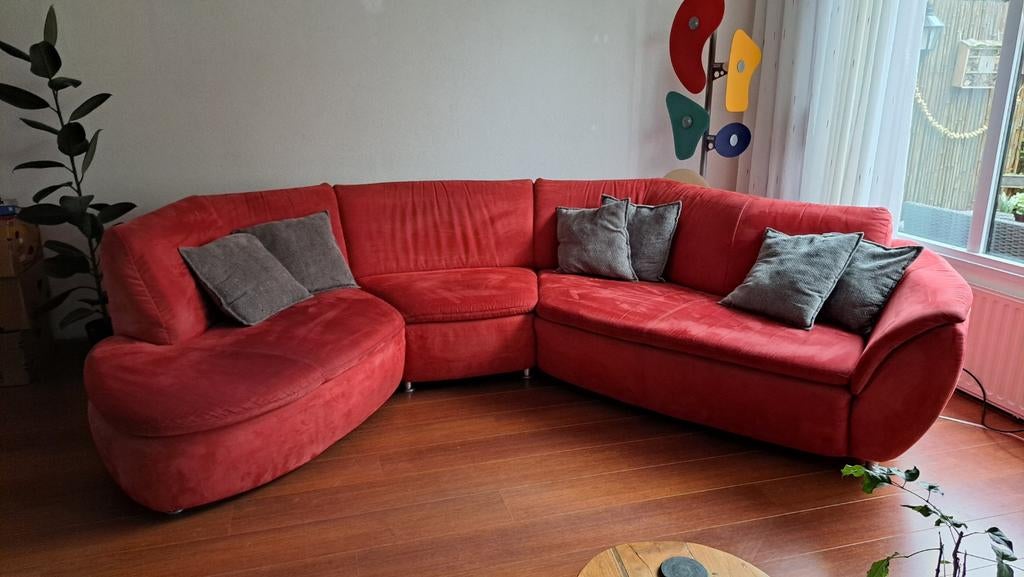 Organische bank rood  6 persoons loungebank, Ophalen
