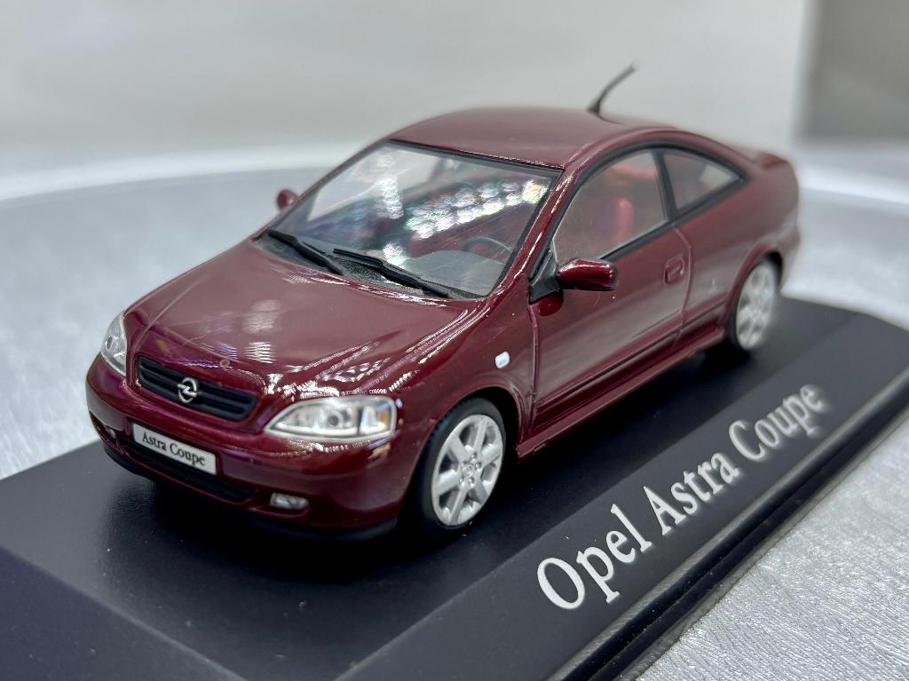 1:43 Opel astra g coupe, Ophalen of Verzenden, Zo goed als nieuw, Auto, MiniChamps