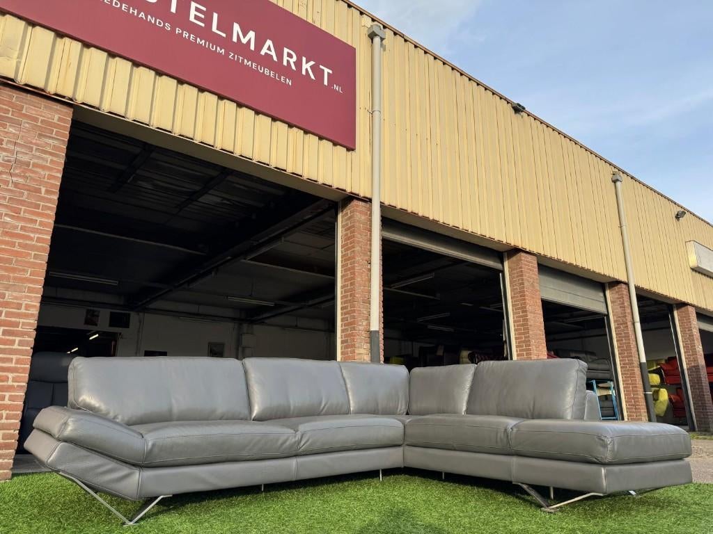 Hoekbank NATUZZI Releve bankstel design grijs leer, Huis en Inrichting, Banken | Bankstellen, Ophalen, Geen, Pahest@hotmail.nl