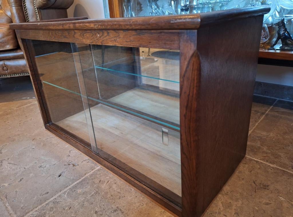 Vintage Antieke Vitrinekast met Glazen Schuifdeuren, Huis en Inrichting, Kasten | Vitrinekasten, Ophalen, Glas, 50 tot 100 cm