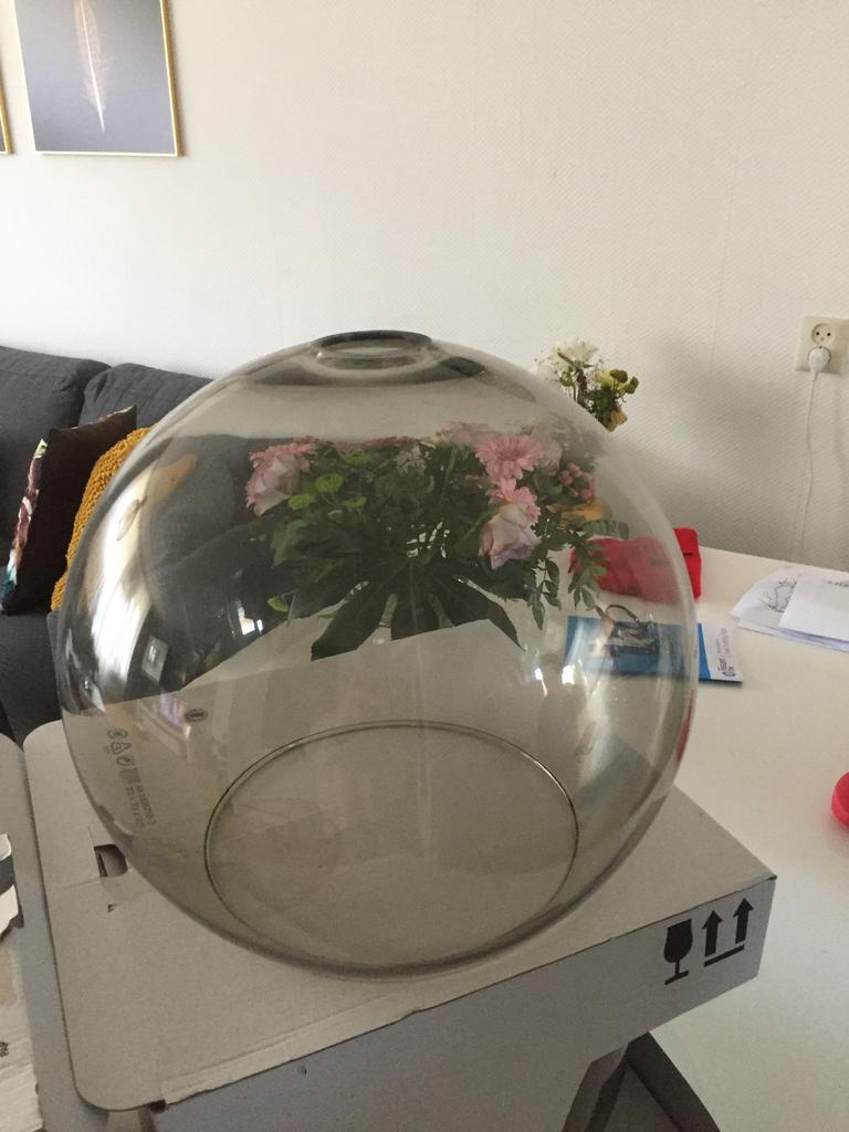 Glazen lampen bol, Ophalen, Zo goed als nieuw, Glas