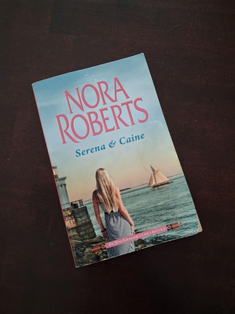 Nora Roberst - Serena & Caine, Ophalen of Verzenden, Gelezen