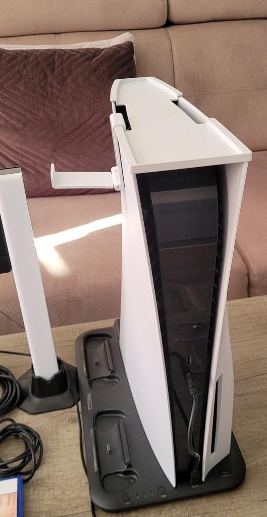 PS 5 disk met veel toebehoor, Spelcomputers en Games, Spelcomputers | Sony PlayStation 5, Ophalen of Verzenden, Zo goed als nieuw