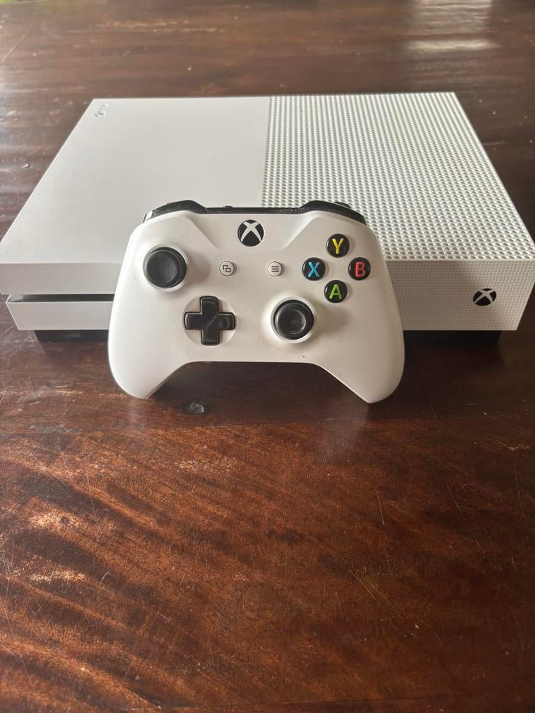Xbox one s met 3 games, Ophalen, Xbox One S, 1 TB, Met 1 controller