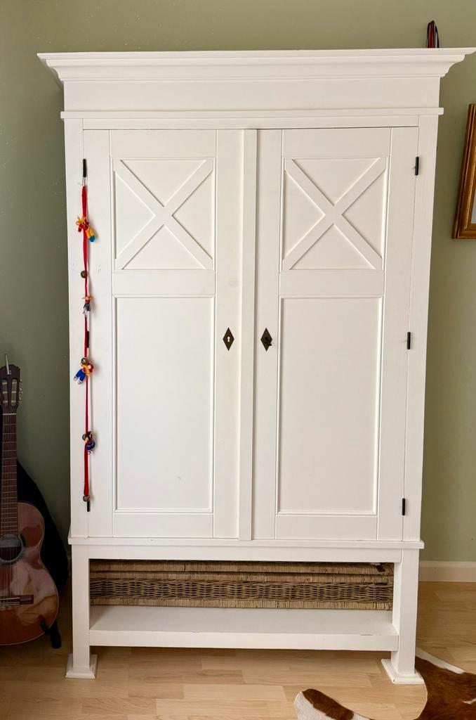 Landelijke Massief Houten kast Riviera Maison, Huis en Inrichting, Kasten | Kledingkasten, Zo goed als nieuw, 200 cm of meer, 150 tot 200 cm