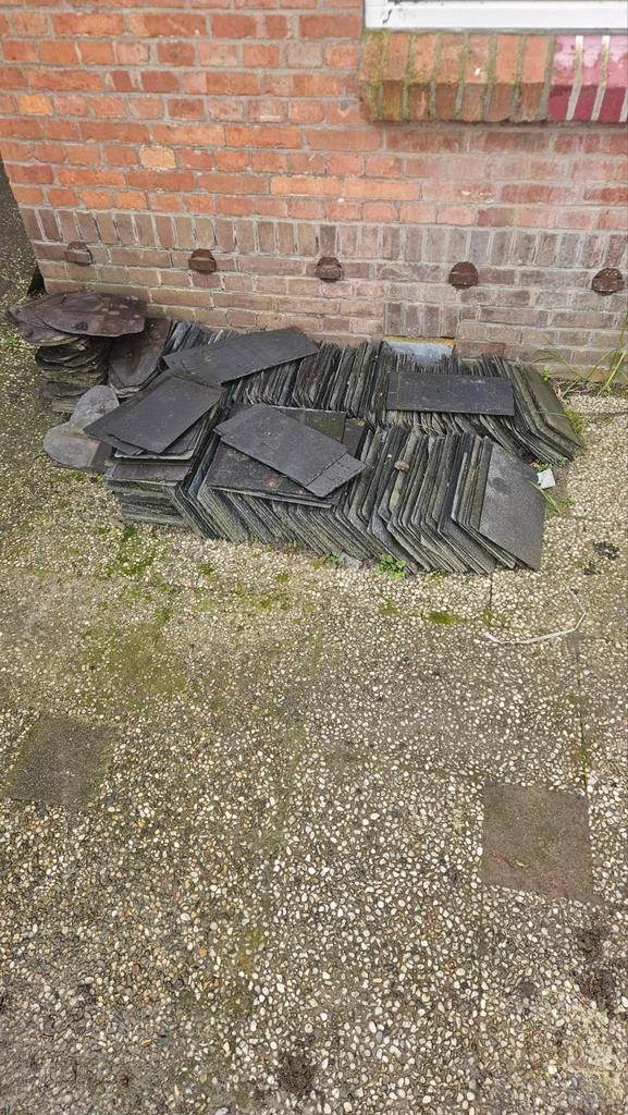 Gebruikte dakleien, diverse maten en vormen, Doe-het-zelf en Verbouw, Dakpannen en Dakbedekking, Gebruikt, Overige typen, Steen of Klei
