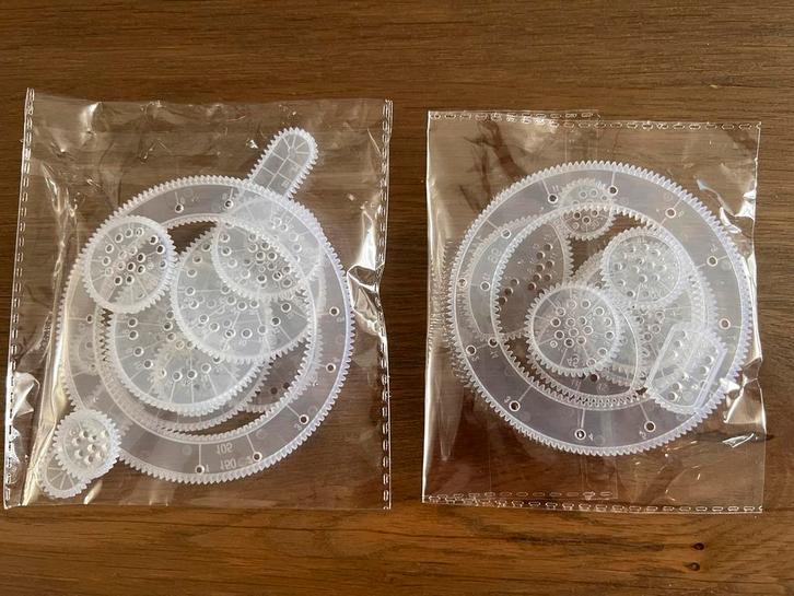 Nieuwe 22-delige Spirograph tekenset - Geometrische patronen, Hobby en Vrije tijd, Tekenen, Nieuw, Overige typen, Ophalen of Verzenden