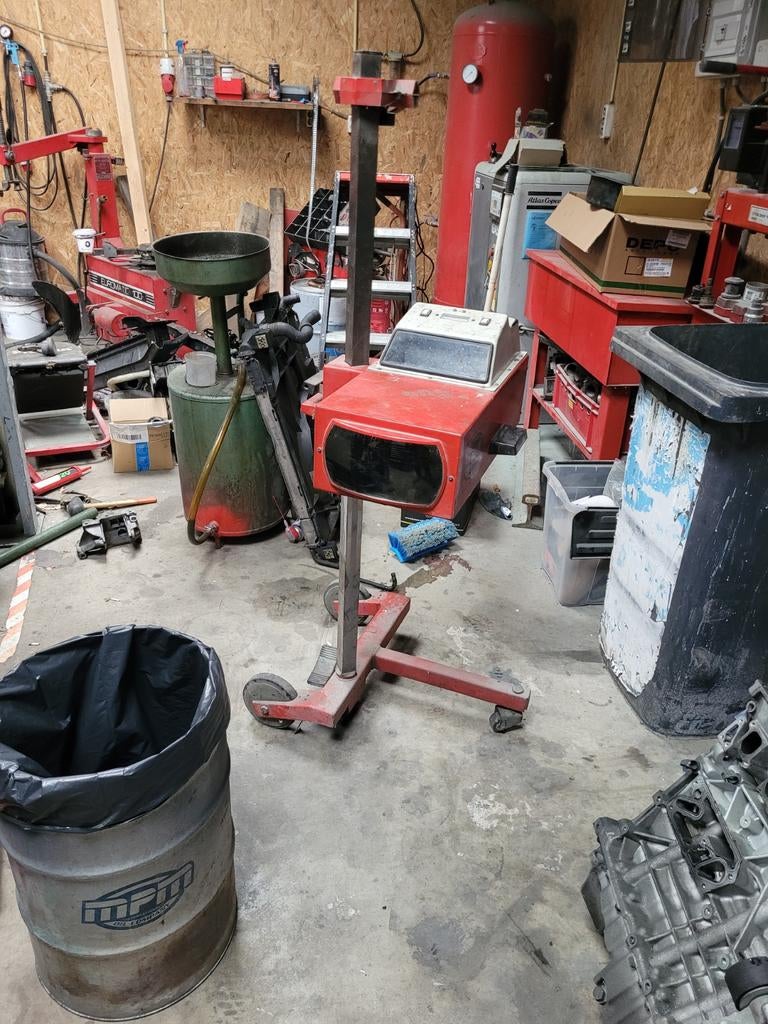 Hella koplamp afstel apparaat, Ophalen