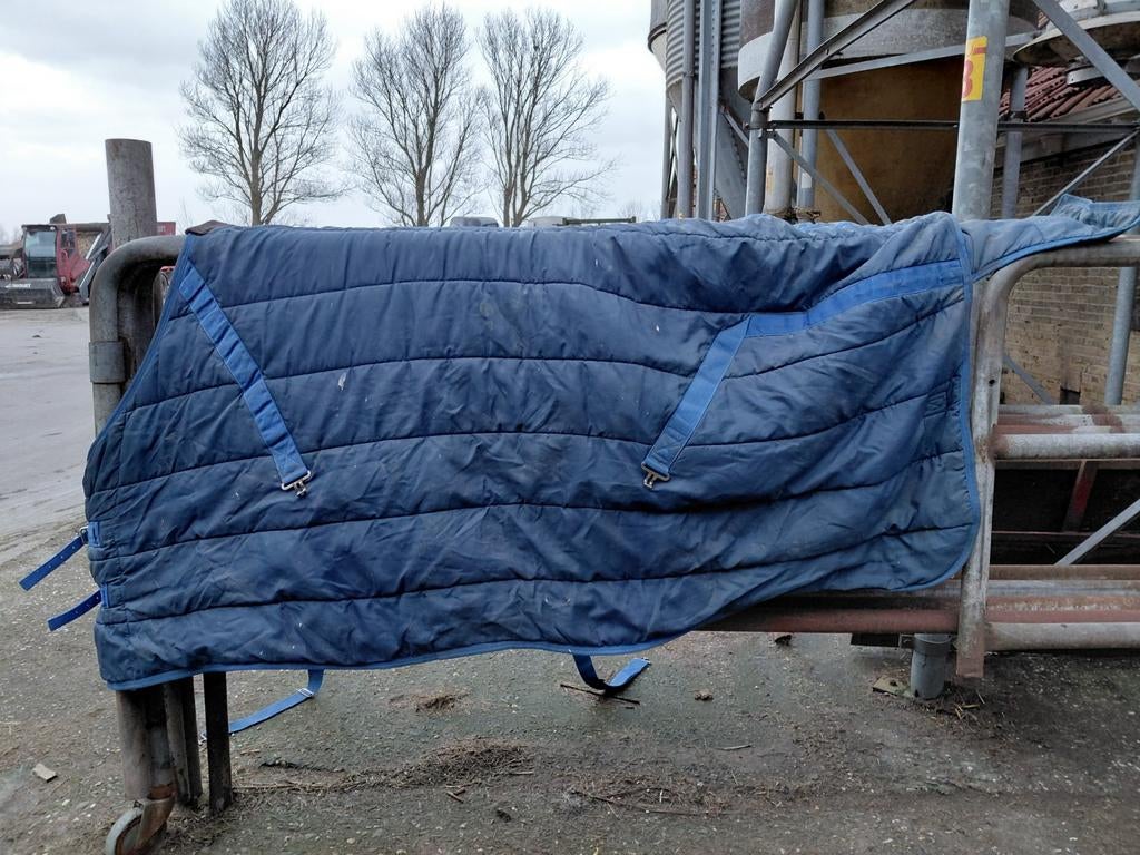 Staldeken 205 +/- 250 gram, Ophalen of Verzenden, Gebruikt