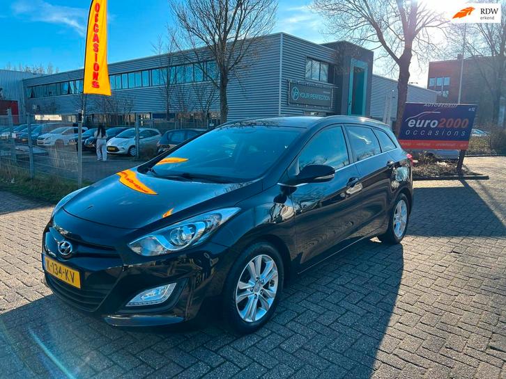 Hyundai I30 Wagon 1.4 - AIRCO - LEDER - PARKEERSENSOR !, Auto's, Hyundai, Bedrijf, Te koop, i30, ABS, Airbags, Centrale vergrendeling