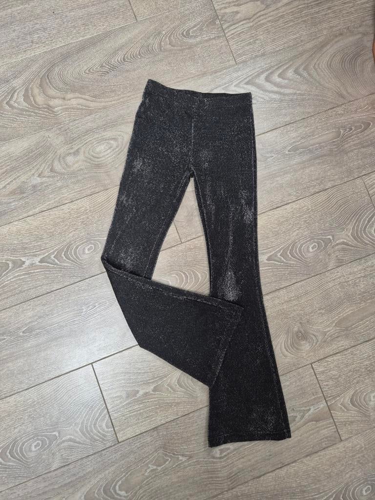 Shiney flared broek, Kinderen en Baby's, Kinderkleding | Maat 140, Verzenden, Zo goed als nieuw, Meisje, Broek