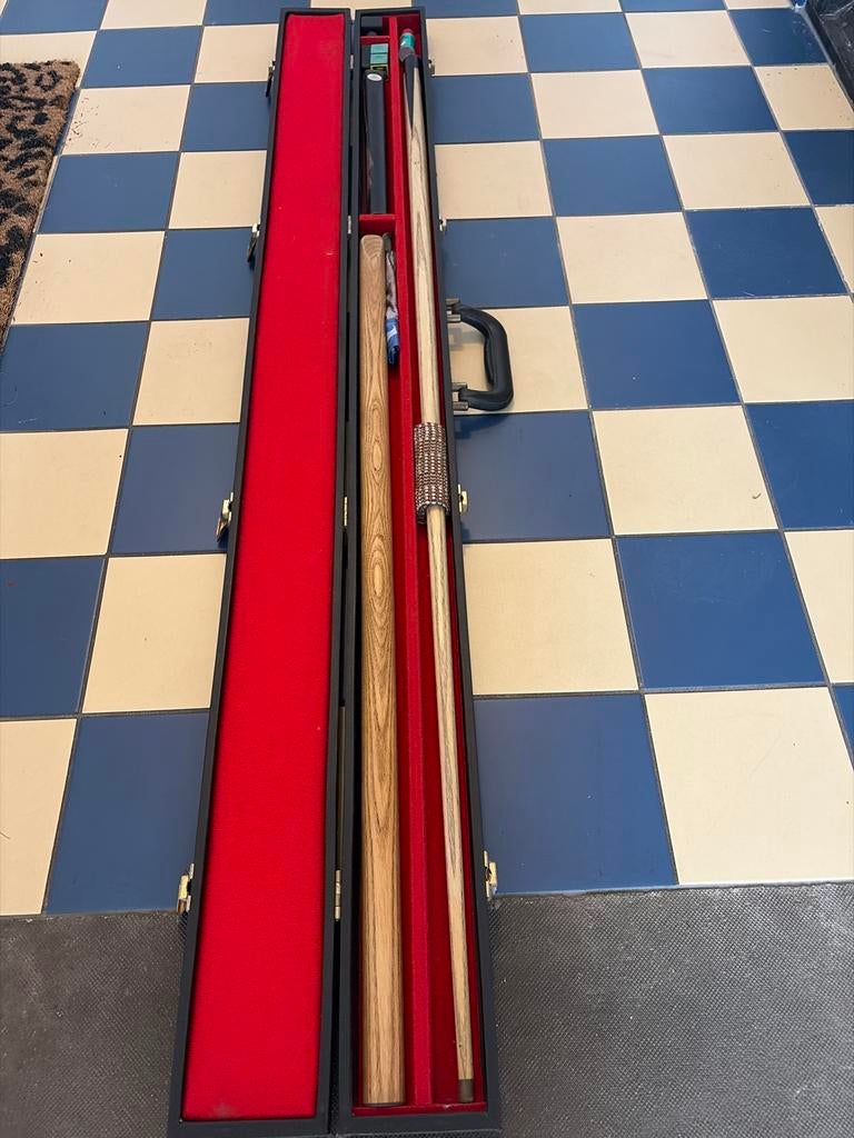 Snooker keu met verlengstuk en koffer, Ophalen, Gebruikt, Keu of Ballen