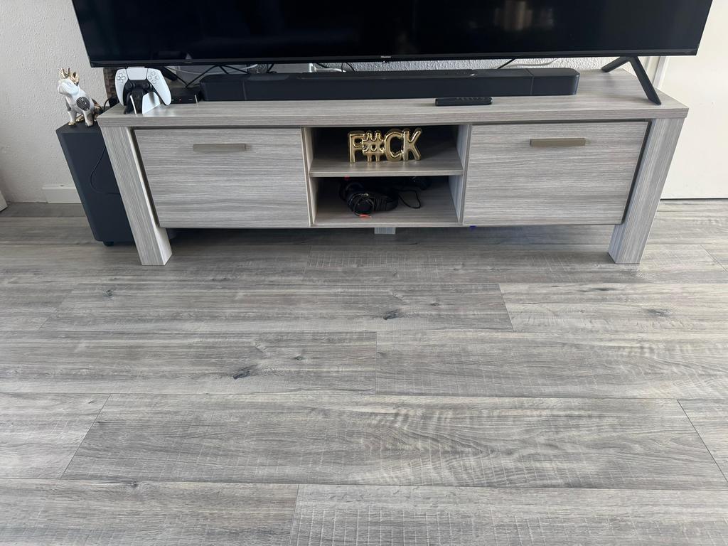 Tv Meubel Gratis, Ophalen, Zo goed als nieuw, 25 tot 50 cm, 150 tot 200 cm