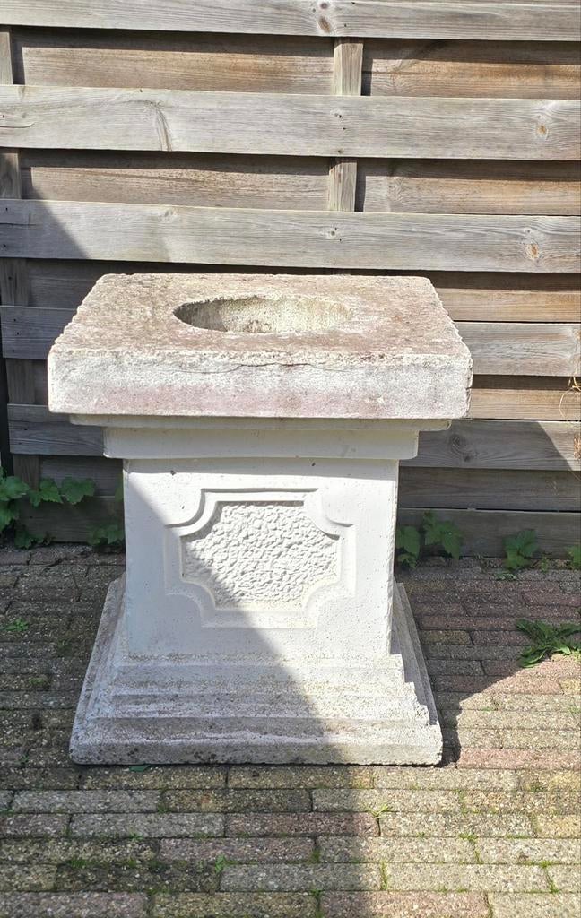 Betonnen sokkel, Tuin en Terras, Ophalen