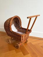 Vintage Retro Schattig oud rotan poppenwagen 60s/70s, Ophalen