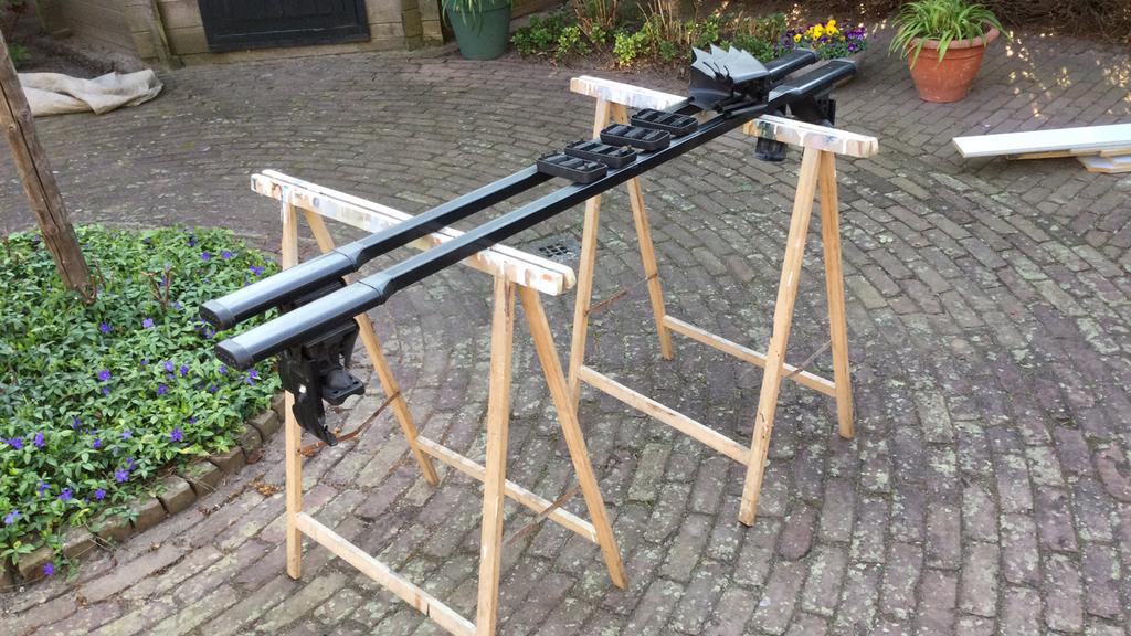 Dakdragers Nissan. Qashqai, Ophalen, Zo goed als nieuw