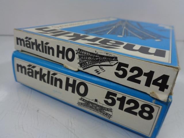 Marklin 5128 + 5214 Elec. wissels (H0), Hobby en Vrije tijd, Modeltreinen | H0, Wisselstroom, Rails, Ophalen of Verzenden, Zo goed als nieuw
