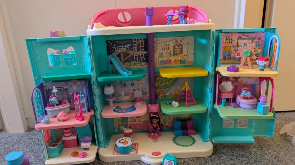 Gabby's poppenhuis met extra kamers, Ophalen, Poppenhuis
