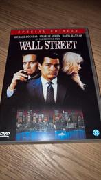 Wall Street. Charlie Sheen en Michael Douglas. Oliver Stone., Vanaf 16 jaar, Ophalen of Verzenden, Zo goed als nieuw, Actiethriller