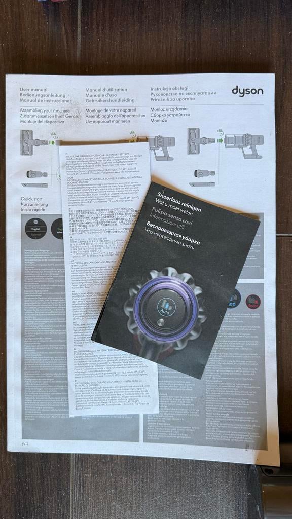 Dyson V11 Absolute Extra draadloze steelstofzuiger, Ophalen, Stofzuiger, Zo goed als nieuw, 2000 watt of meer