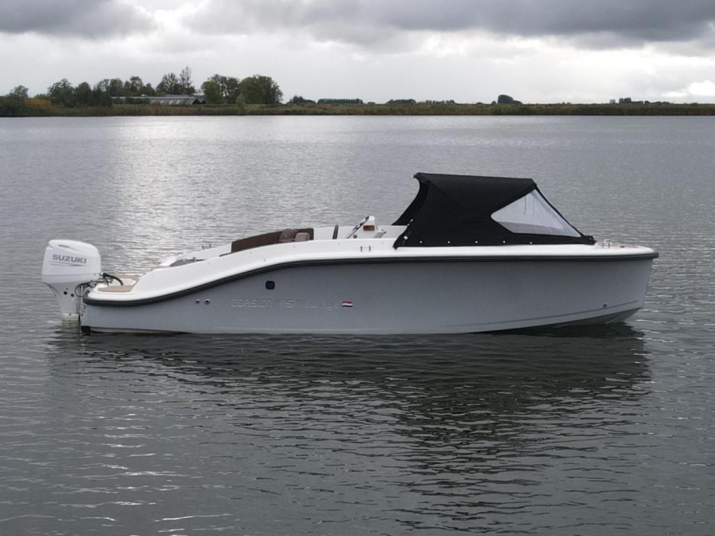 Corsiva 605 Tender + 60pk Suzuki, Watersport en Boten, Sloepen, 6 meter of meer, Zo goed als nieuw, 50 tot 70 pk, Polyester