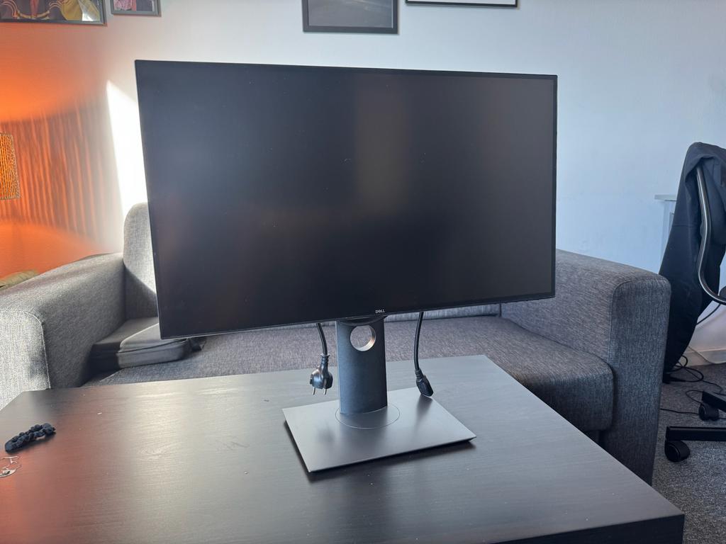 Dell Monitor, Ophalen, IPS, Zo goed als nieuw, USB-C