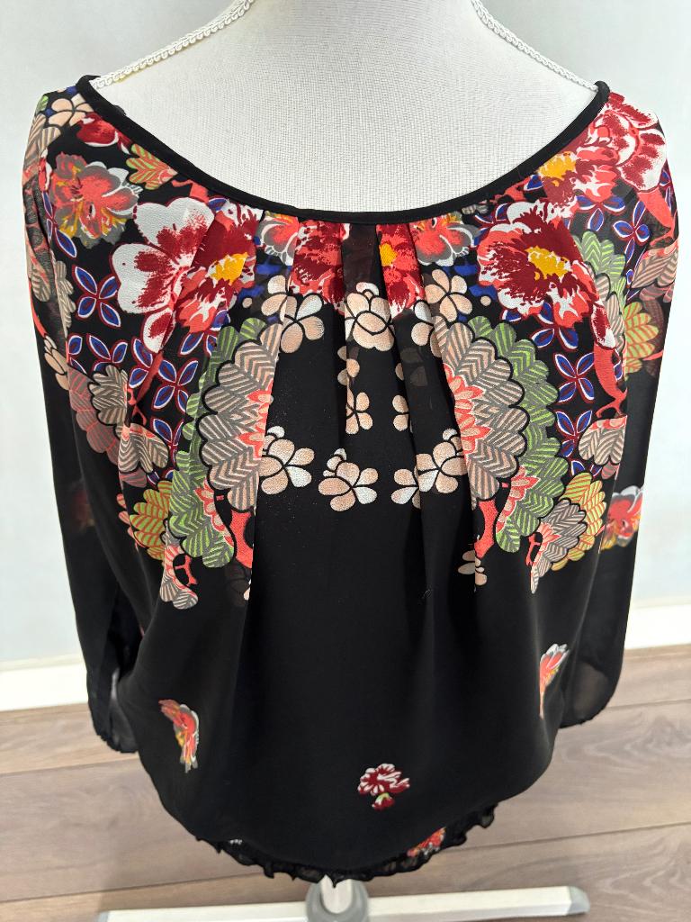 Damesblouse van Only maat 36, Kleding | Dames, Blouses en Tunieken, Only, Zwart, Ophalen of Verzenden, Zo goed als nieuw
