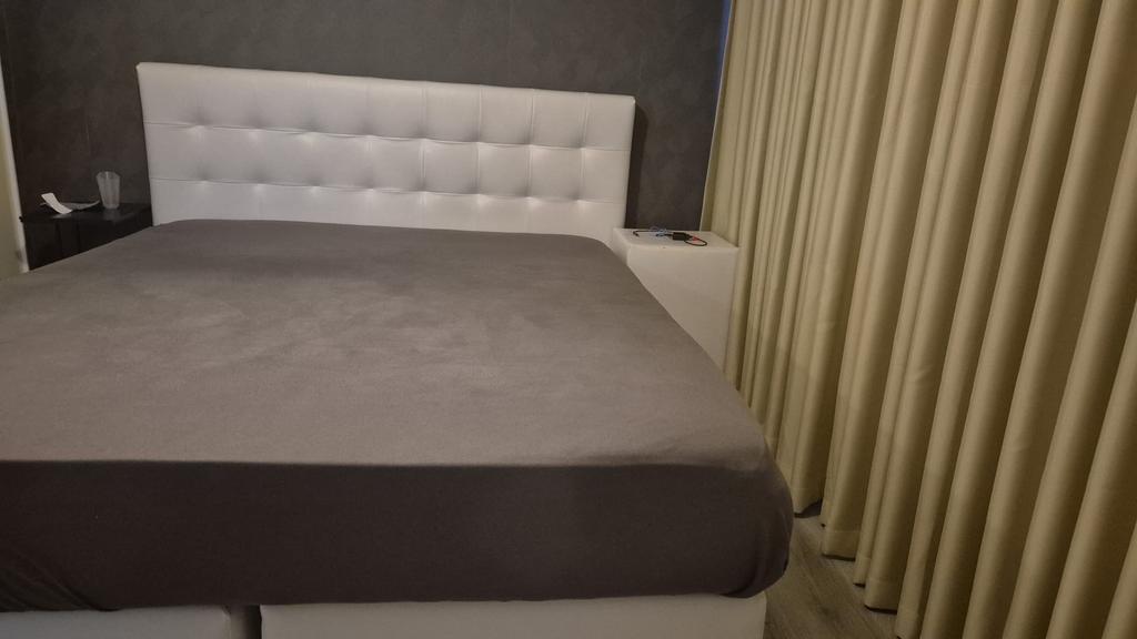 Boxspring, Tweepersoons, Ophalen of Verzenden, Zo goed als nieuw, 160 cm