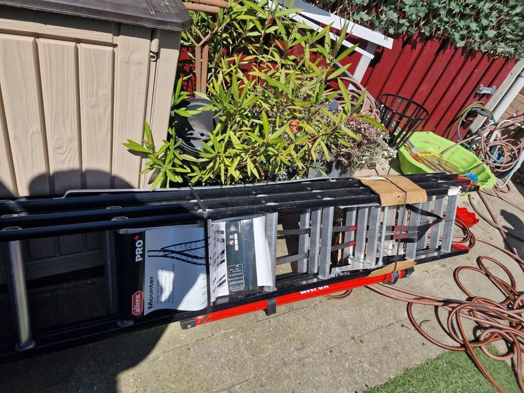 Altrex 123614 reformladder 3x14 treden, Ophalen