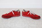Mooie Leren Hassia Sneakers s17 (Maat 6½|40) € 50,-, Kleding | Dames, Schoenen, Hassia, Ophalen of Verzenden, Rood, Sneakers of Gympen