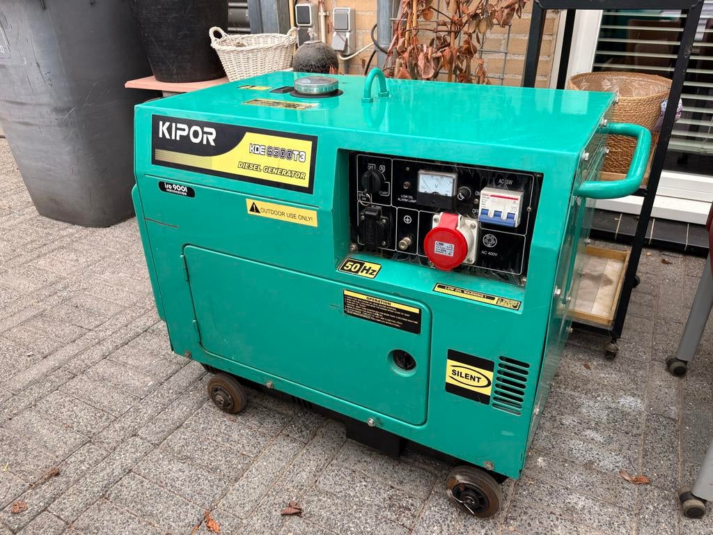 Kipor KDE6500T3 Silent diesel generator aggregraat 230V 400V, Doe-het-zelf en Verbouw, Aggregaten, Ophalen, Gebruikt, Dieselolie