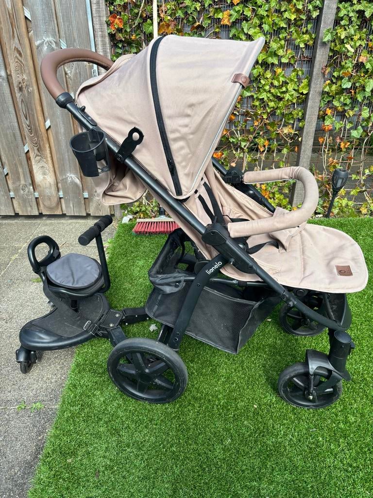 Lionelo buggy met meerijdplankje, Kinderen en Baby's, Buggy's, Ophalen, Zo goed als nieuw, Overige merken, Regenhoes