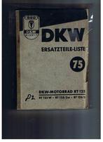 DIVERSE dkw motorboeken, bromfiets en scooter, Ophalen of Verzenden, Gelezen