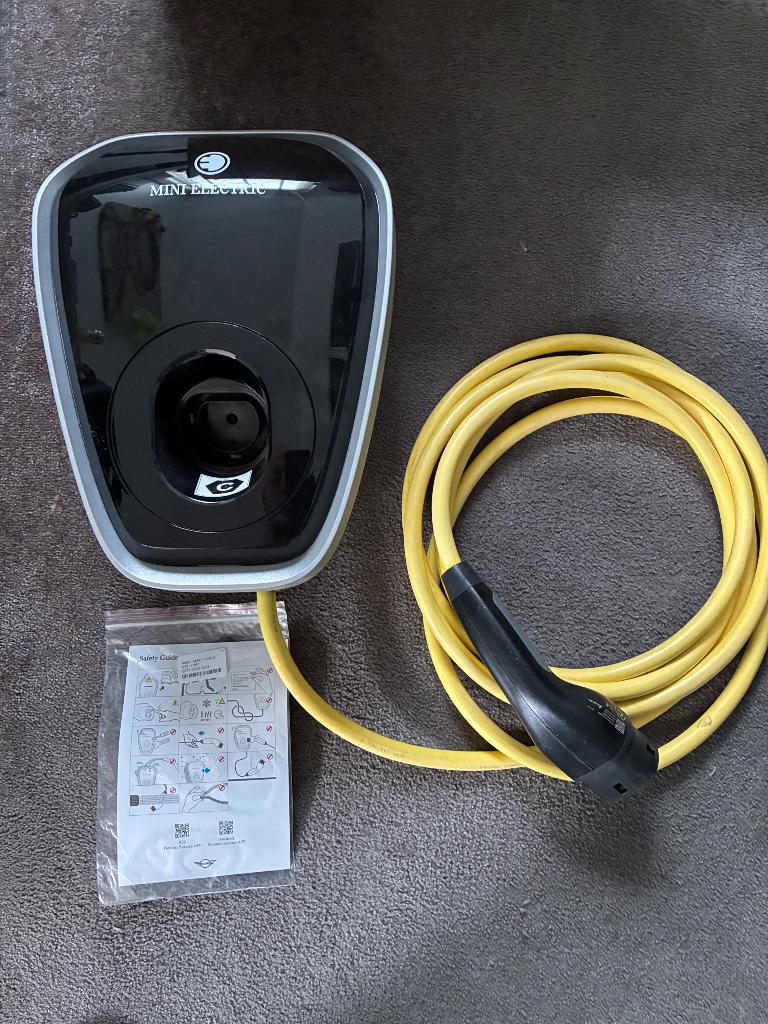 Wallbox 11kW/22kW, Ophalen, Zo goed als nieuw, Laadpaal