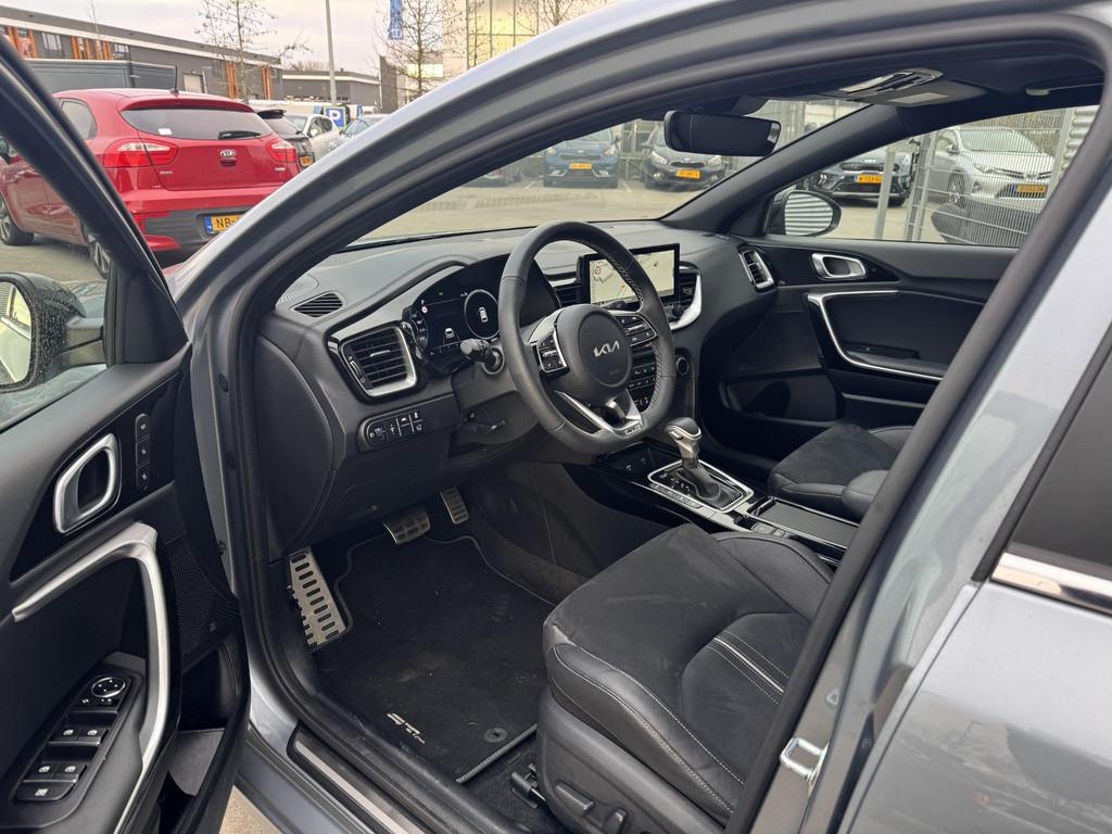 Kia Ceed Sportswagon 1.5 T-GDi GT-PlusLine Automaat|Panorama, Stof, Gebruikt, Euro 6, 4 cilinders