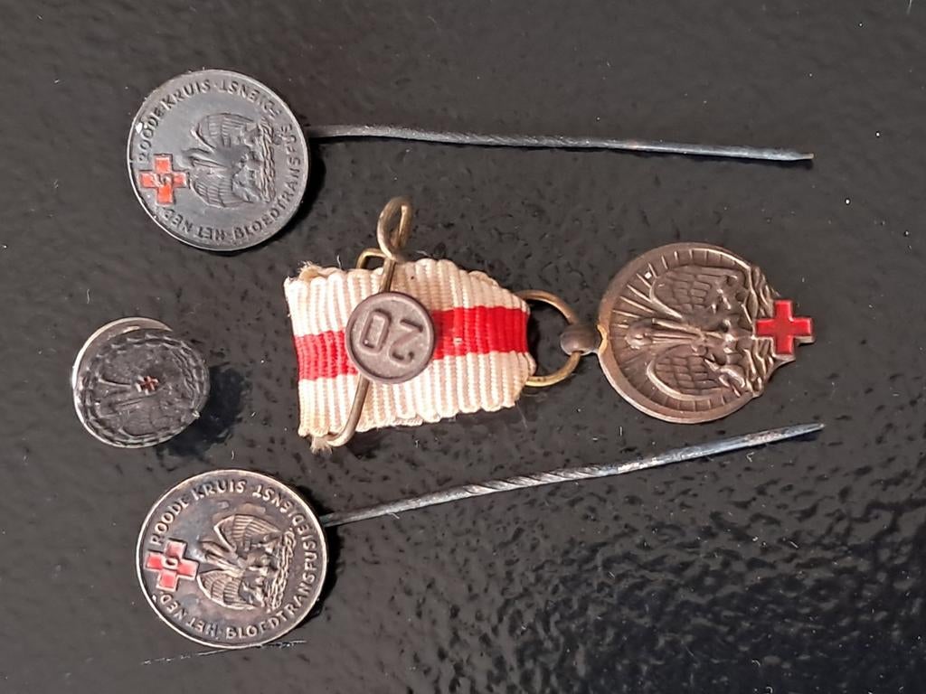 Lot rode kruis bloeddonatie verzameling, Verzamelen, Ophalen of Verzenden, Overige onderwerpen