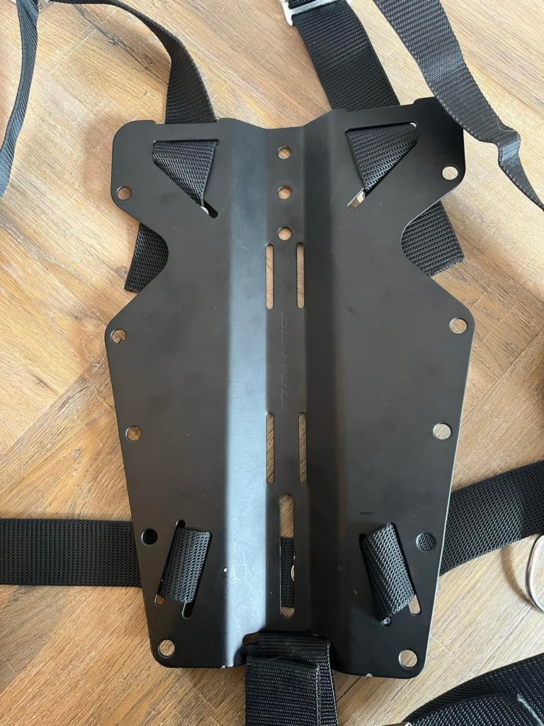 Scuba force backplate met verstelbaar harnas, Watersport en Boten, Duiken, Ophalen of Verzenden, Gebruikt, Trimvest of Wing