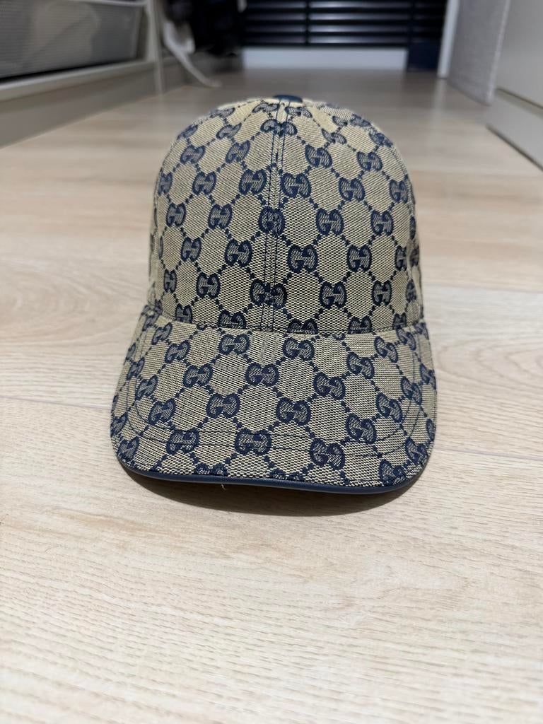 Gucci pet nieuwstaat, Kleding | Dames, Hoeden en Petten, Ophalen of Verzenden, Zo goed als nieuw, One size fits all, Pet