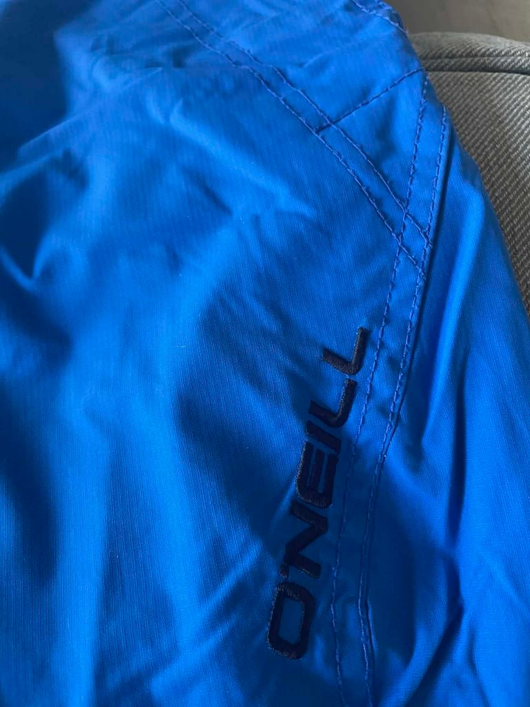 Complete ski uitrusting: jas, helm, bril en O'Neill broek., Gebruikt, Kleding, Skiën, Ophalen