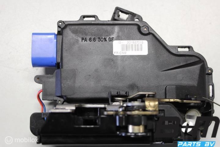Deurslot links diverse VW 3D1837015, Gebruikt