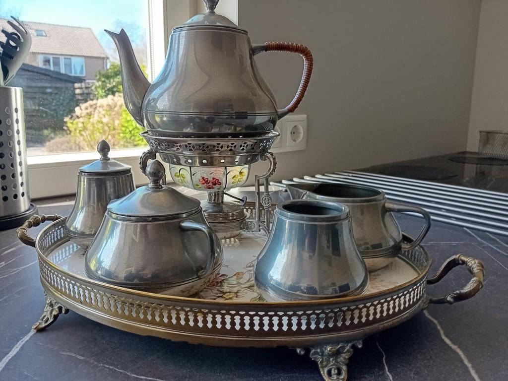 Mooi Jeka 817 tinnen servies en glaswerk, Antiek en Kunst, Ophalen of Verzenden