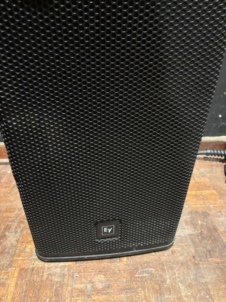 Electro Voice ELX112P met hoes, Overige typen, Niet werkend, 120 watt of meer, Ophalen