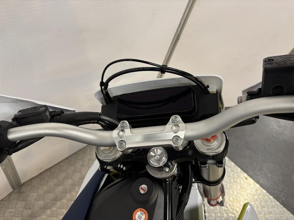 Husqvarna 701 ENDURO (bj 2026), Motoren, Motoren | Husqvarna, Bedrijf, Onbekend, Meer dan 35 kW, Enduro