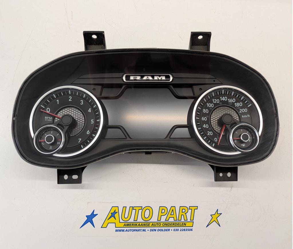 Dodge Ram 1500 dashboard klok 2020, Gebruikt, PO Box 21-8004 | Auburn Hills, MI 48321-8004, Amerikaanse onderdelen, Ophalen of Verzenden