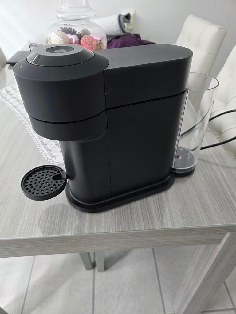 Nespresso Vertuo Pop Koffiezetapparaat Zwart, Koffiemachine, Ophalen of Verzenden, Zo goed als nieuw, 2 tot 4 kopjes