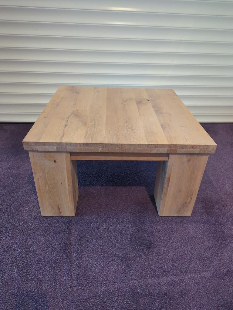 Salontafel massief hout 70x70x40cm, Ophalen