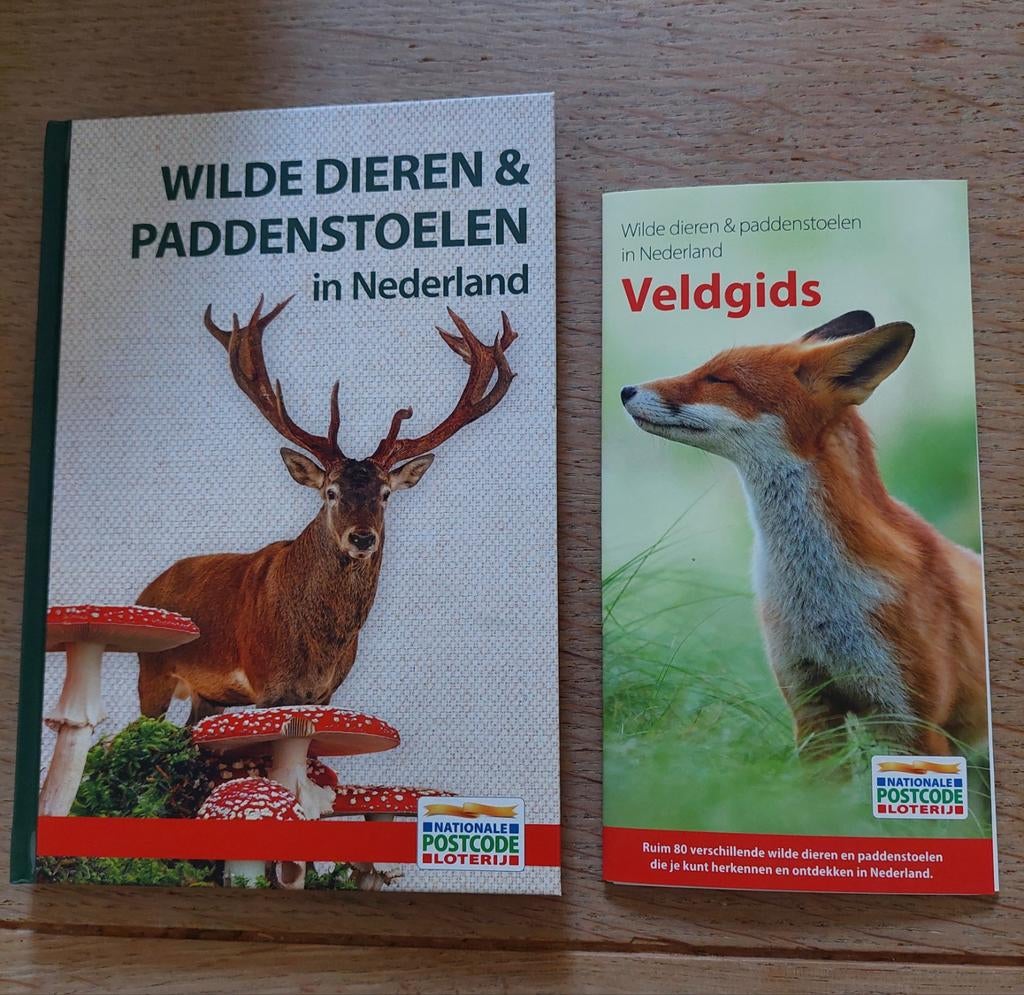 Wilde dieren en paddenstoelen in Nederland, boek en veldgids, Ophalen of Verzenden, Nieuw, Natuur algemeen